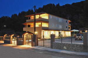 Achladi Beach